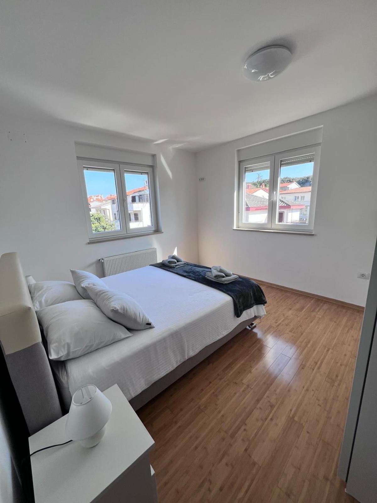 Seascape Deluxe Residence Pjescana Uvala Esterno foto
