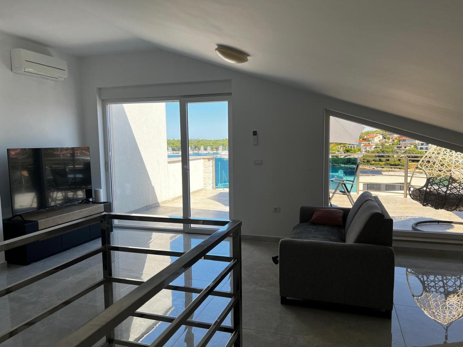 Seascape Deluxe Residence Pjescana Uvala Esterno foto